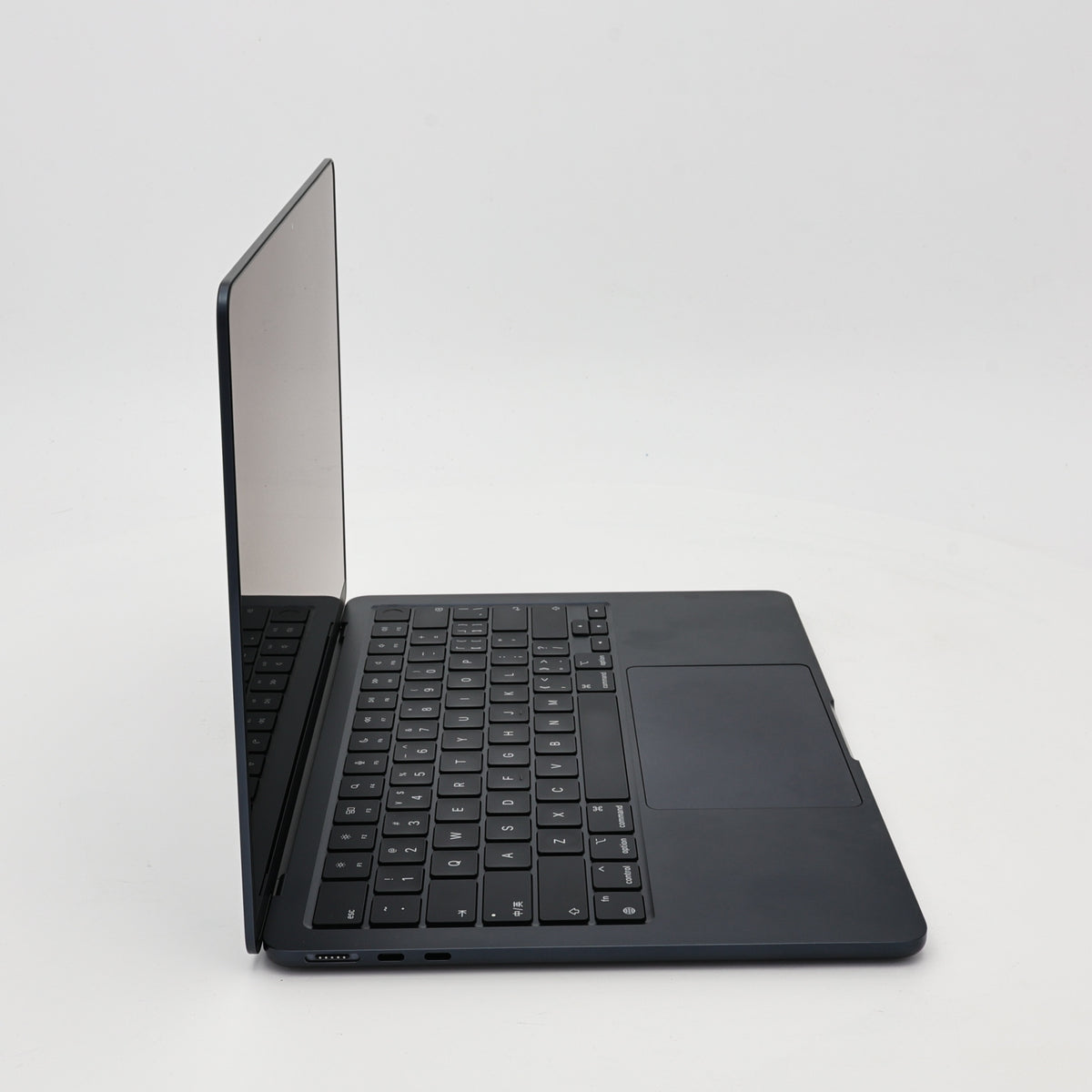 99新 Apple MacBook Air 24年 13寸 M3（8+8核） 8G RAM 256G SSD 午夜色