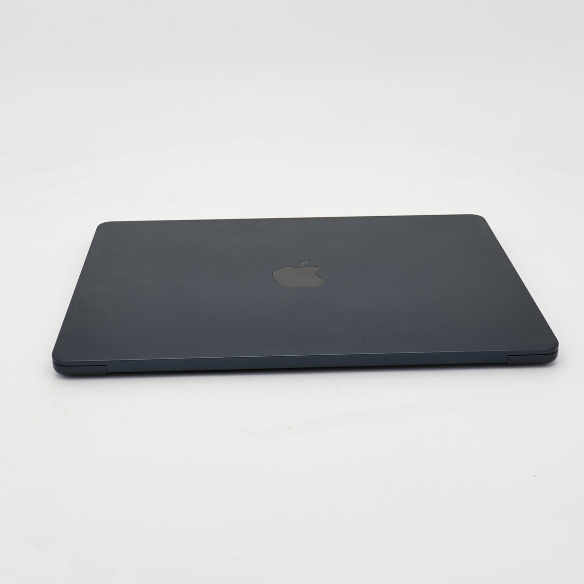 99新 Apple MacBook Air 24年 13寸 M3（8+8核） 8G RAM 256G SSD 午夜色