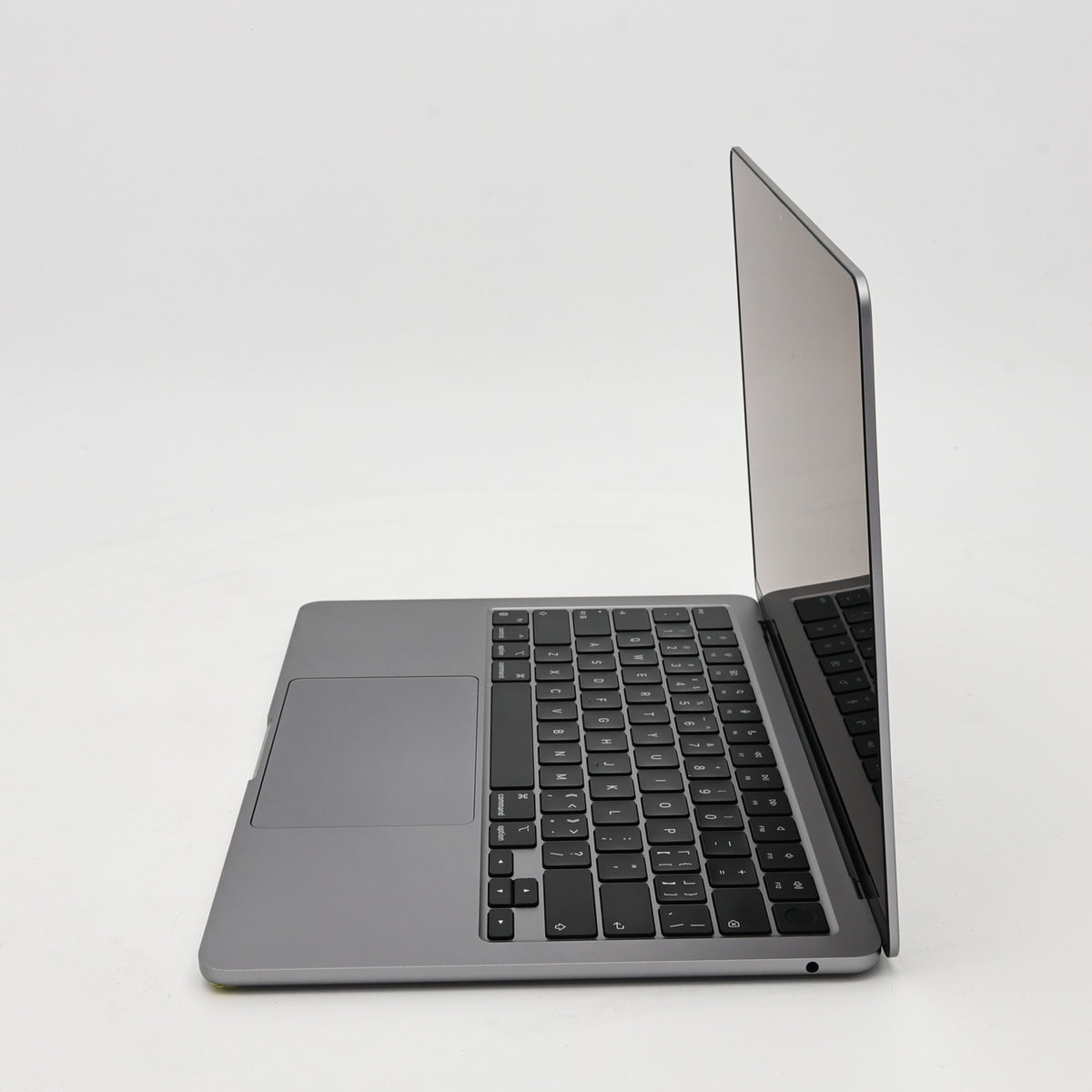 95新 Apple MacBook Air 24年 13寸 M3（8+8核） 8G RAM 256G SSD 深空灰色