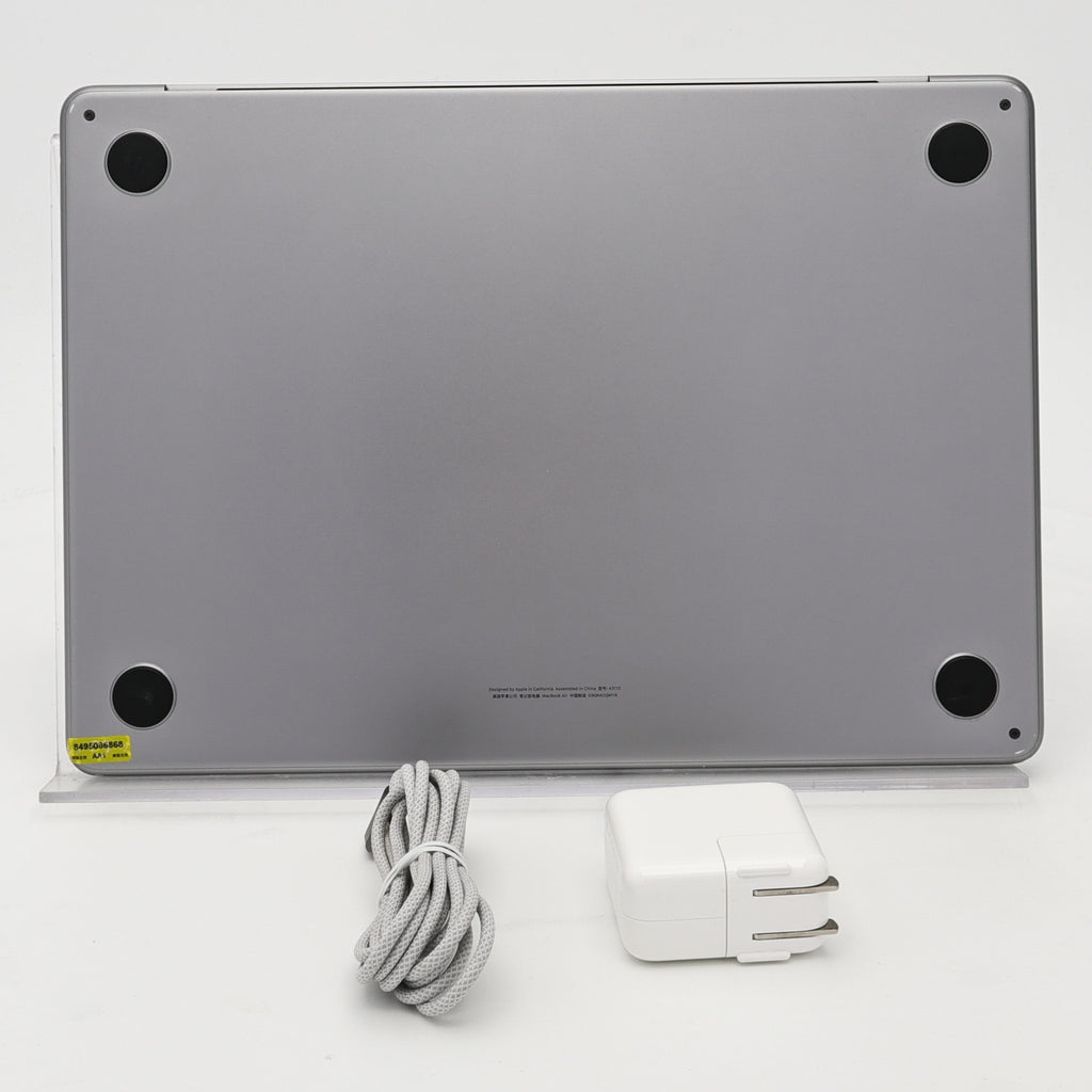 95新 Apple MacBook Air 24年 13寸 M3（8+8核） 8G RAM 256G SSD 深空灰色