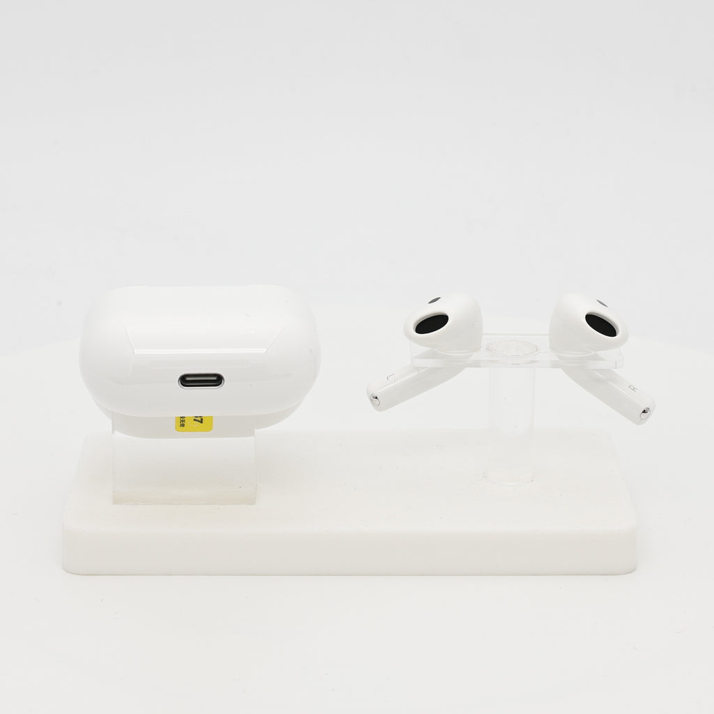 99新 Apple AirPods 4 (不支持主動降噪) 白色