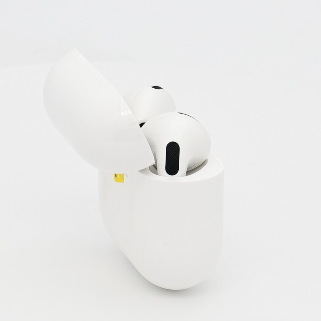 99新 Apple AirPods 4 (不支持主動降噪) 白色