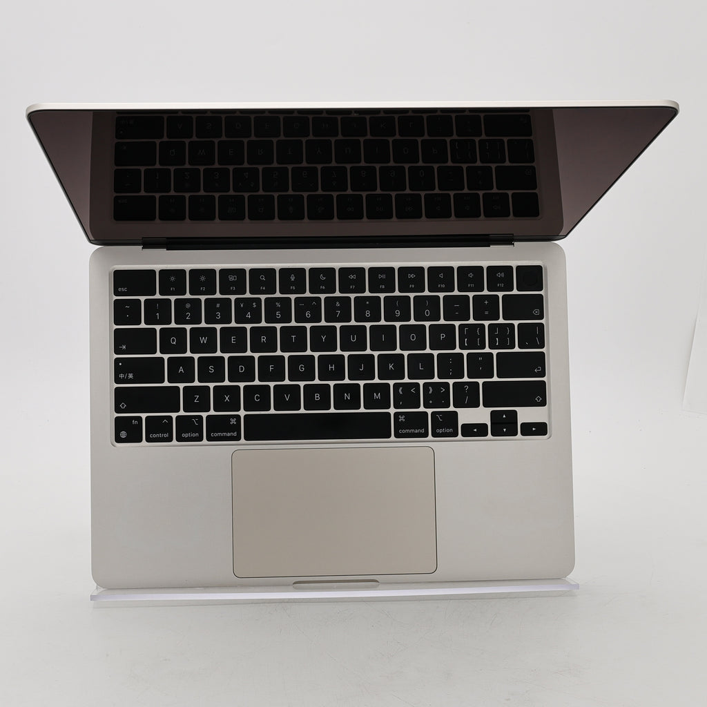 95新 Apple MacBook Air 22年 13寸 M2（8+8核） 8G RAM 256G SSD 星光色