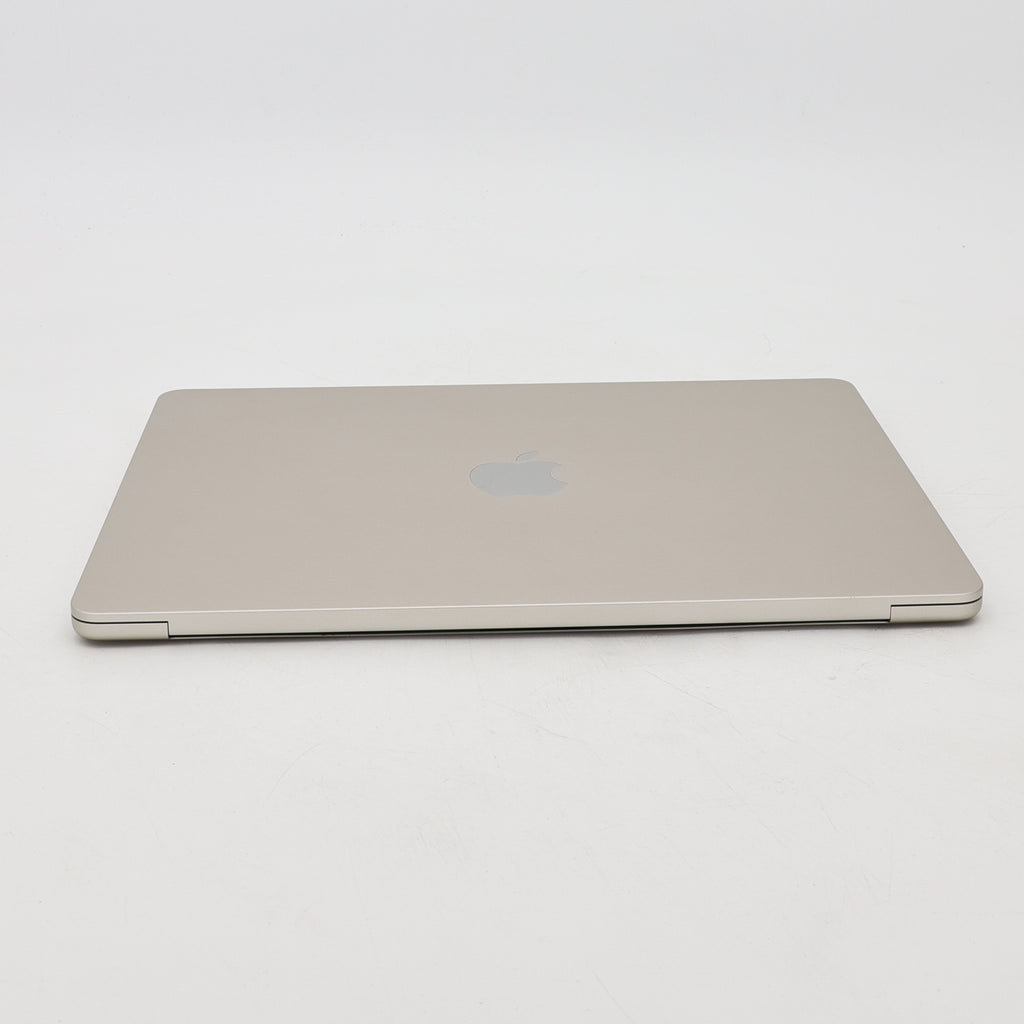 95新 Apple MacBook Air 22年 13寸 M2（8+8核） 8G RAM 256G SSD 星光色