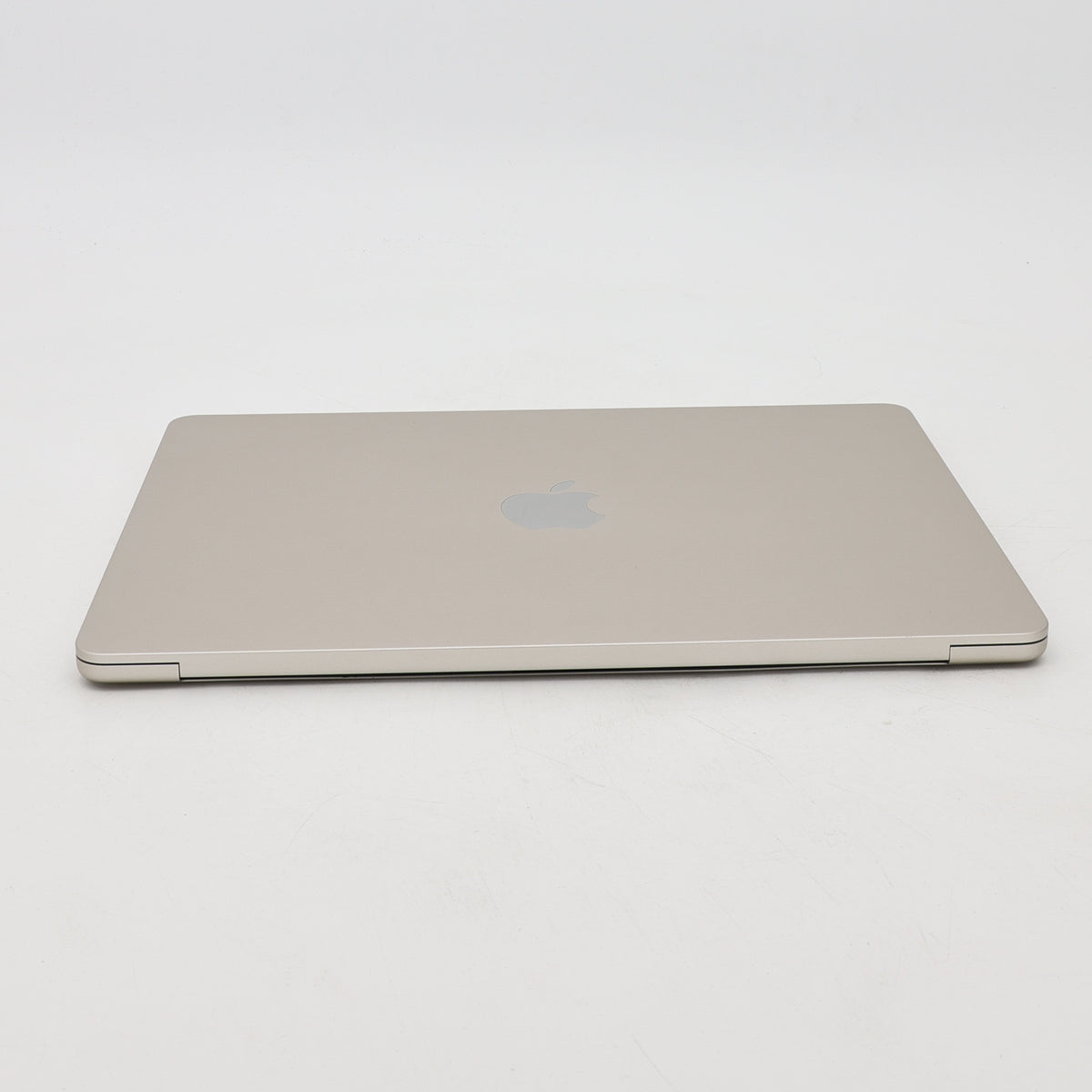 95新 Apple MacBook Air 22年 13寸 M2（8+8核） 8G RAM 256G SSD 星光色