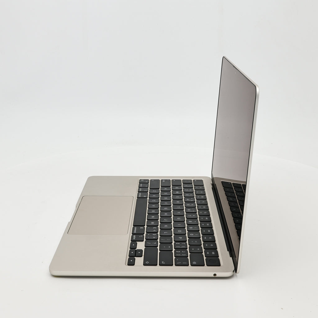 95新 Apple MacBook Air 22年 13寸 M2（8+8核） 8G RAM 256G SSD 星光色