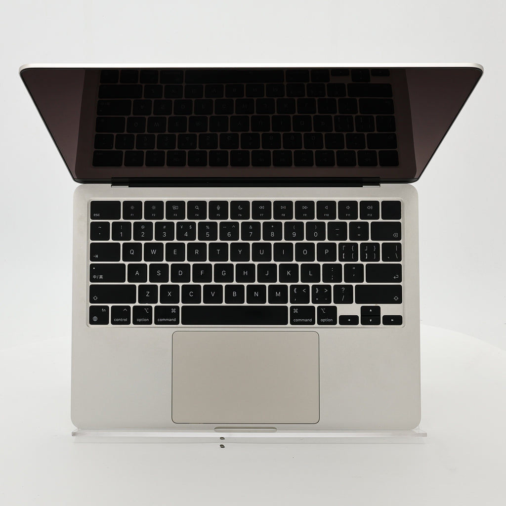 95新 Apple MacBook Air 22年 13寸 M2（8+8核） 8G RAM 256G SSD 星光色