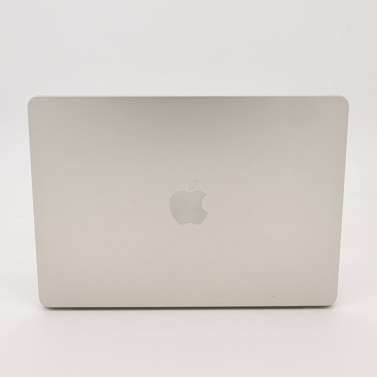 95新 Apple MacBook Air 22年 13寸 M2（8+8核） 8G RAM 256G SSD 星光色