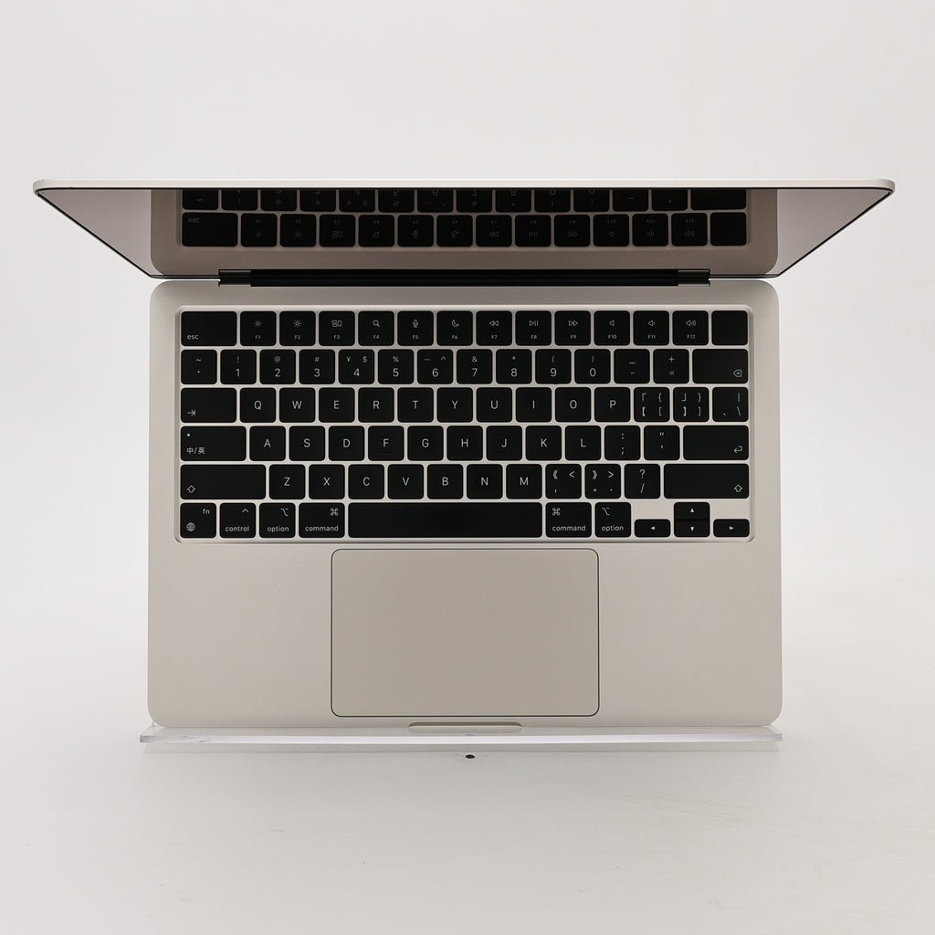 95新 Apple MacBook Air 22年 13寸 M2（8+8核） 8G RAM 256G SSD 星光色