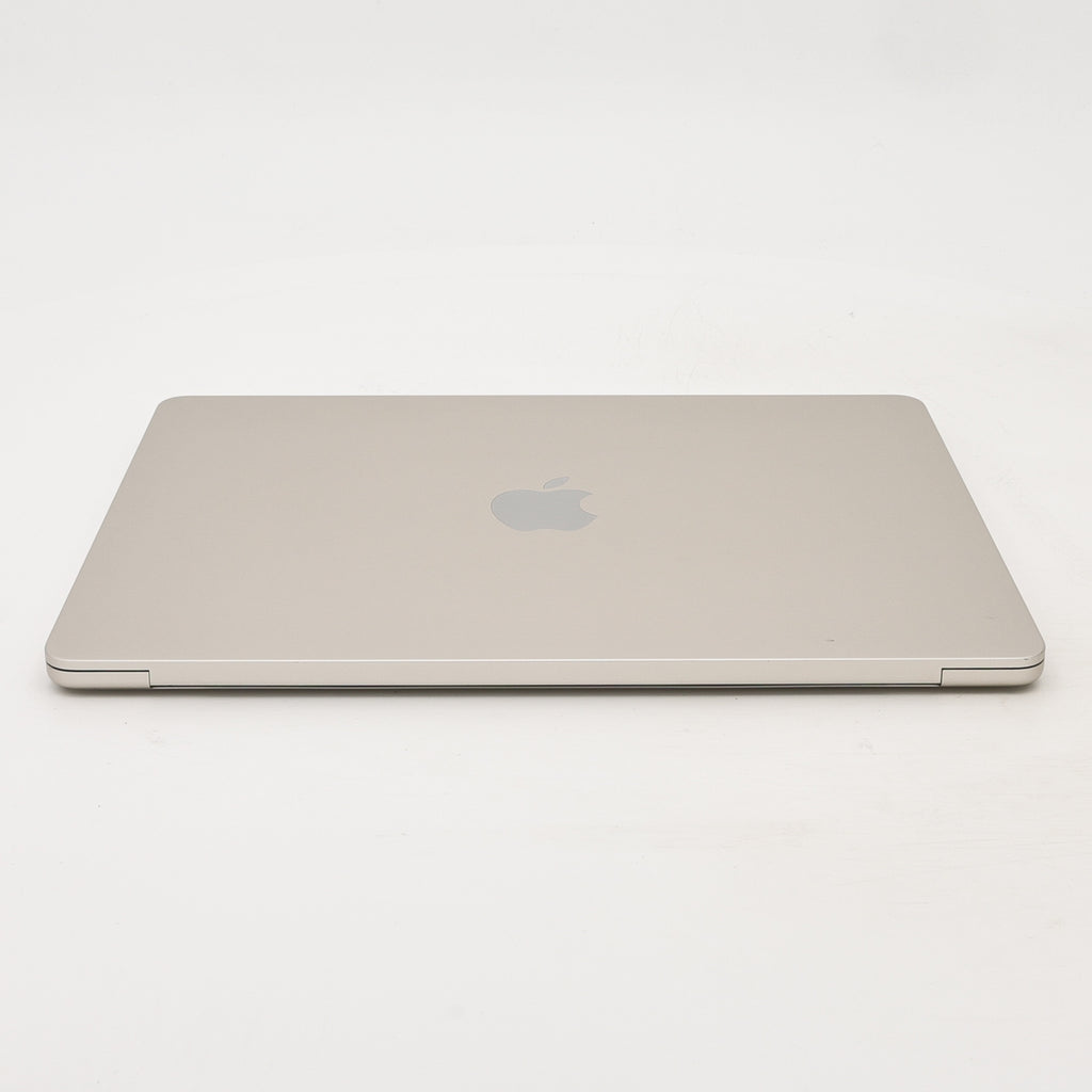 95新 Apple MacBook Air 22年 13寸 M2（8+8核） 8G RAM 256G SSD 星光色