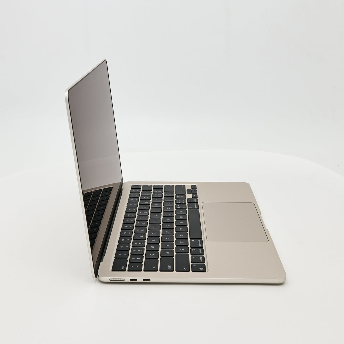 99新 Apple MacBook Air 22年 13寸 M2（8+8核） 8G RAM 256G SSD 星光色
