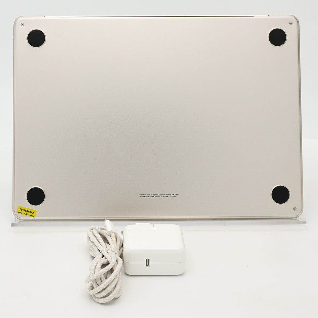 99新 Apple MacBook Air 22年 13寸 M2（8+8核） 8G RAM 256G SSD 星光色