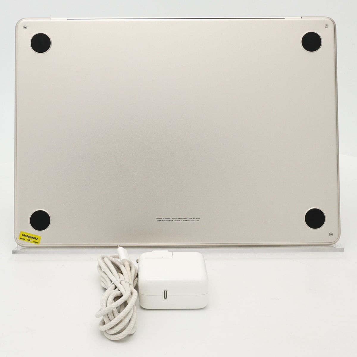 99新 Apple MacBook Air 22年 13寸 M2（8+8核） 8G RAM 256G SSD 星光色