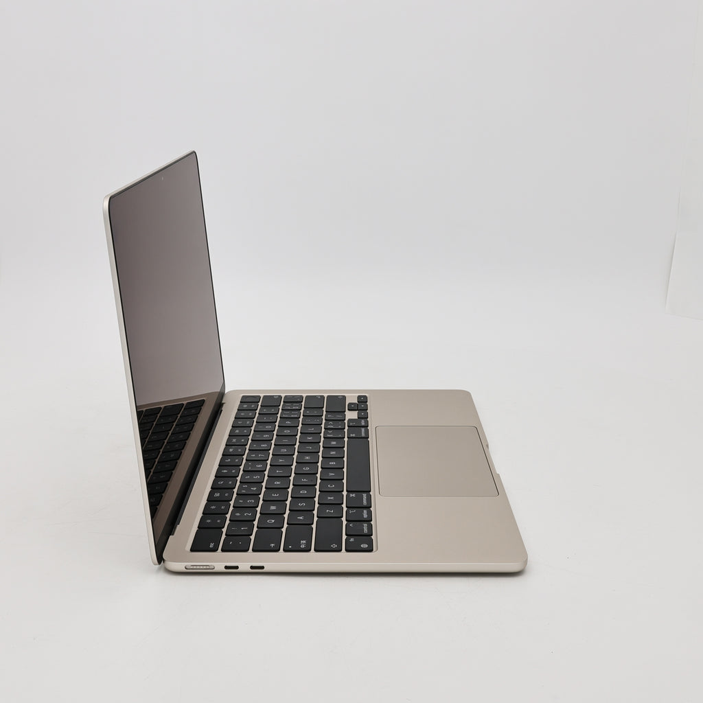 95新 Apple MacBook Air 22年 13寸 M2（8+8核） 8G RAM 256G SSD 星光色