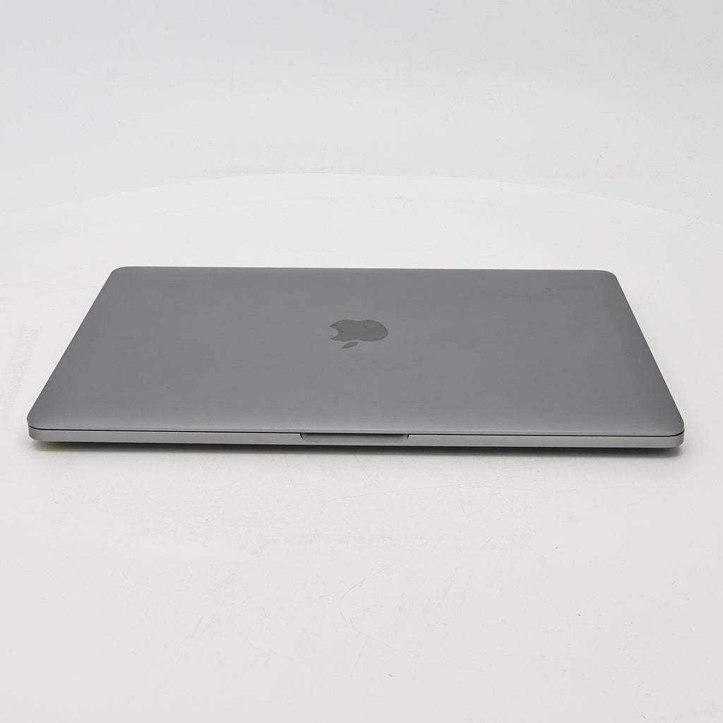 95新 Apple MacBook Pro 22年 13寸 M2（8+10核） 8G RAM 512G SSD 深空灰色