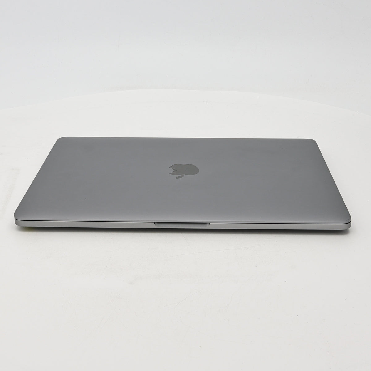 95新 Apple MacBook Pro 22年 13寸 M2（8+10核） 8G RAM 512G SSD 深空灰色