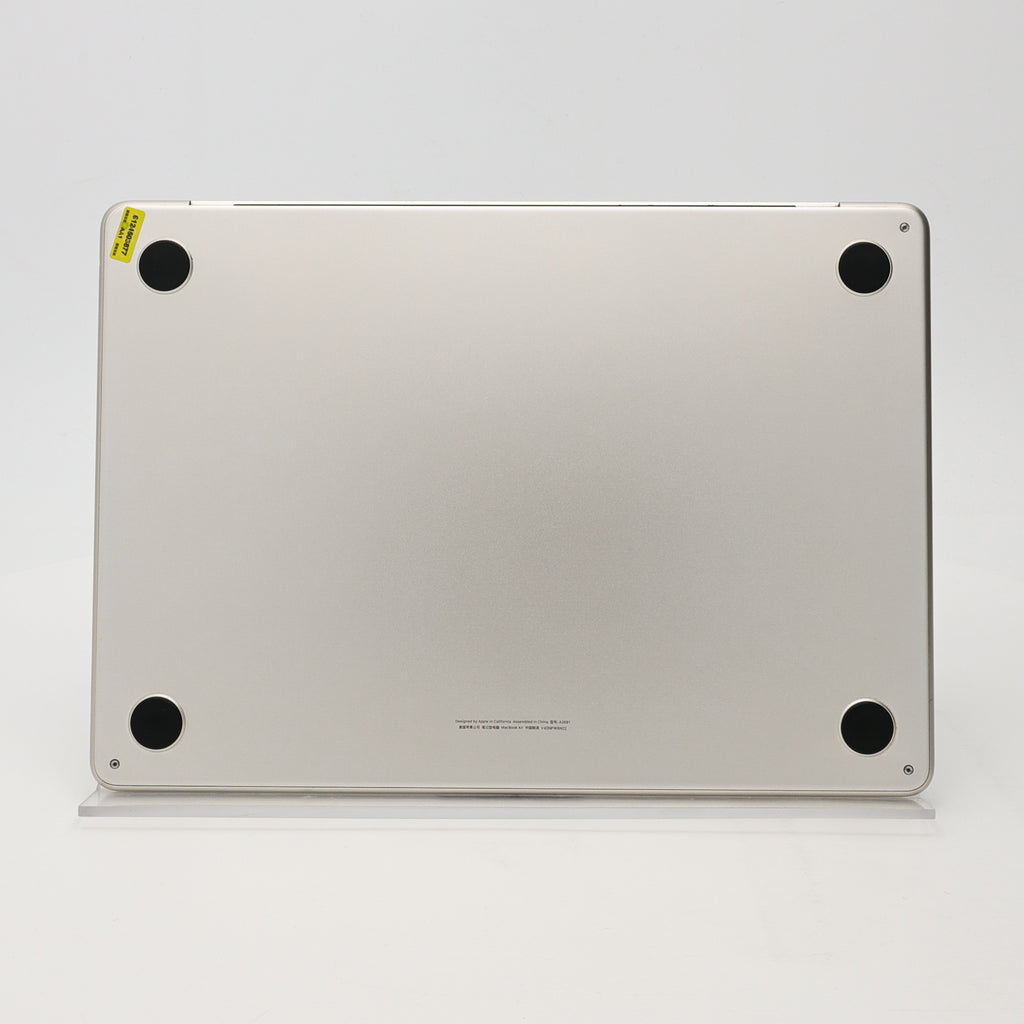 95新 Apple MacBook Air 22年 13寸 M2（8+8核） 8G RAM 256G SSD 星光色