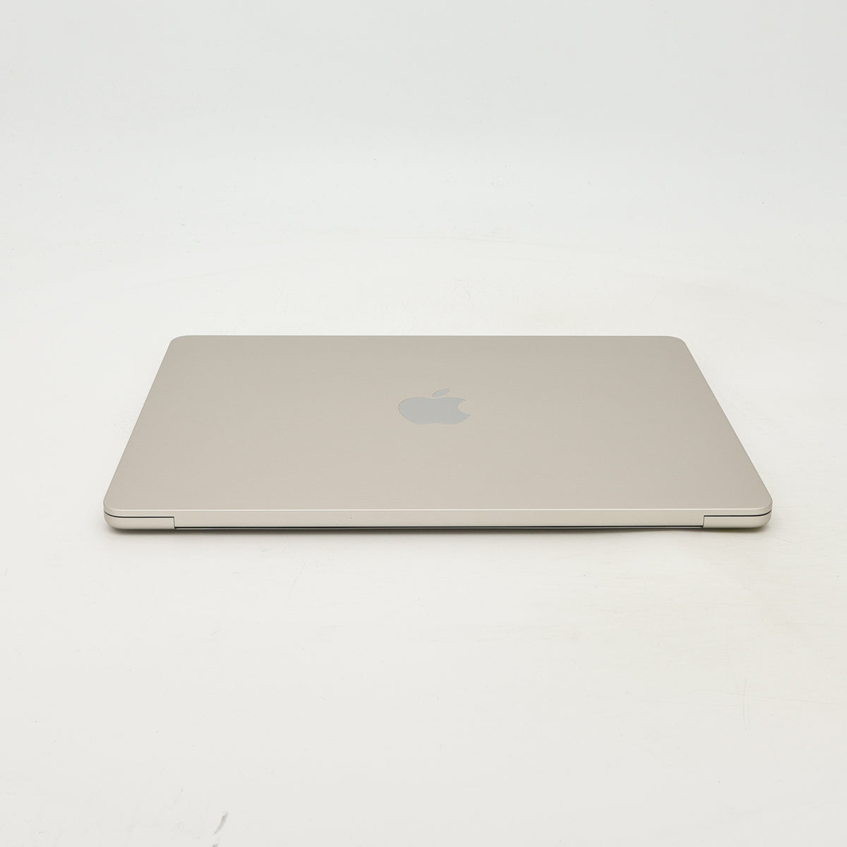 95新 Apple MacBook Air 24年 13寸 M3（8+8核） 8G RAM 256G SSD 星光色