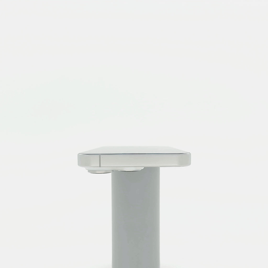 95新 Apple iPhone 16 Pro 128G 白色鈦金屬 中國大陸版