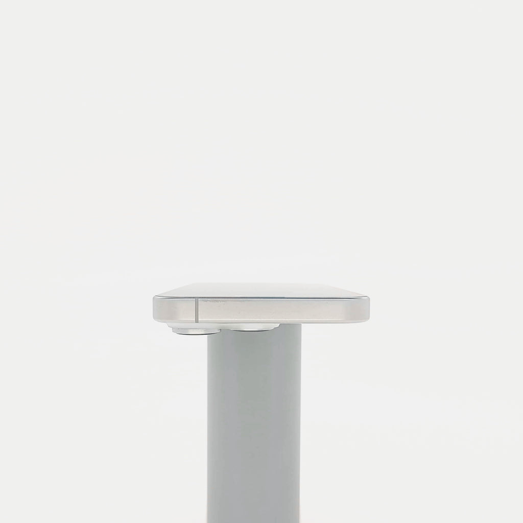 95新 Apple iPhone 16 Pro 128G 白色鈦金屬 中國大陸版