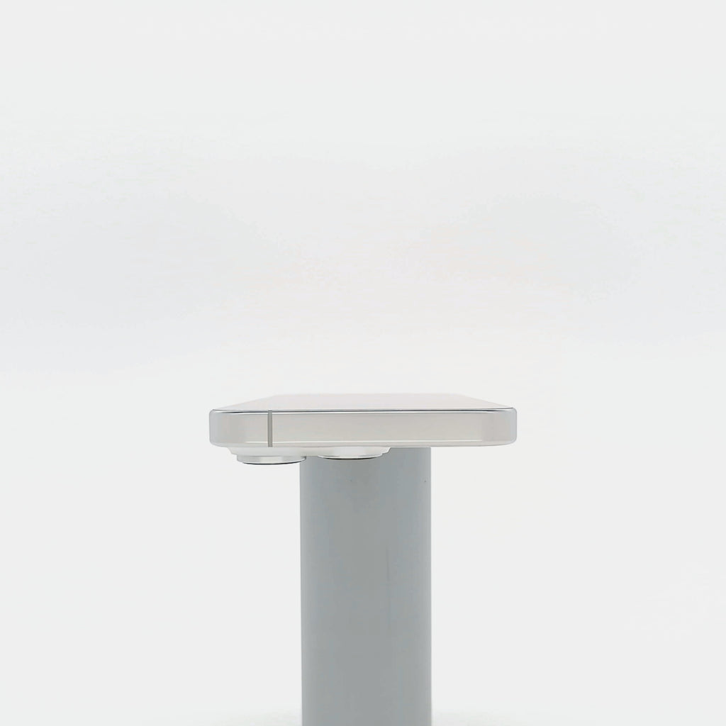 95新 Apple iPhone 16 Pro 128G 白色鈦金屬 中國大陸版