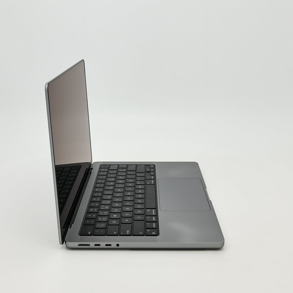 95新 Apple MacBook Pro 23年 14寸 M3（8+10核） 8G RAM 512G SSD 深空灰色