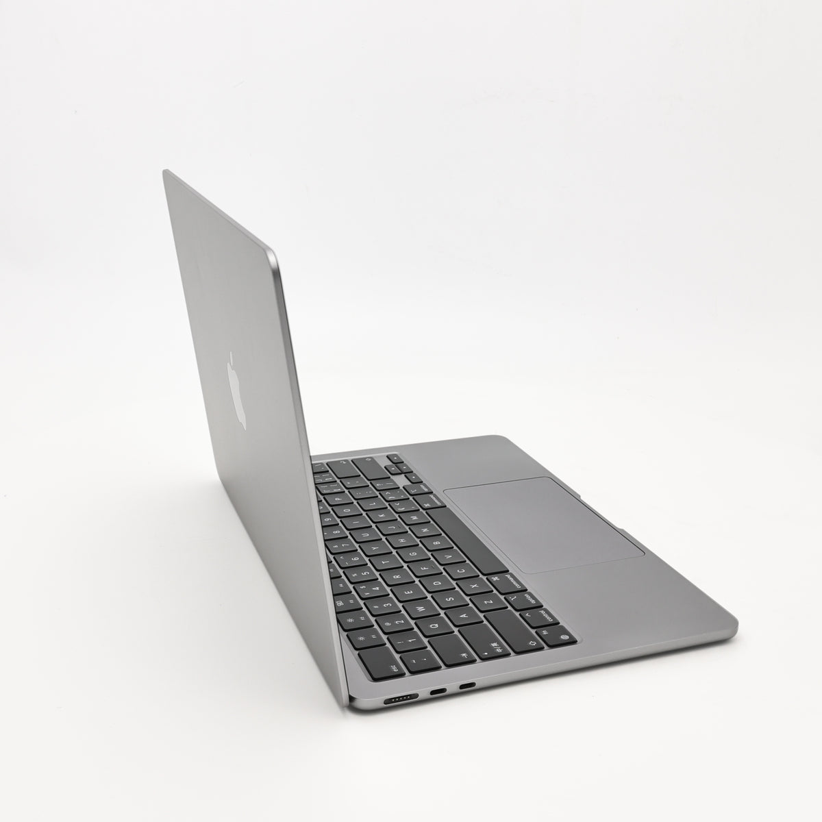 95新 Apple MacBook Air 22年 13寸 M2（8+8核） 8G RAM 256G SSD 深空灰色