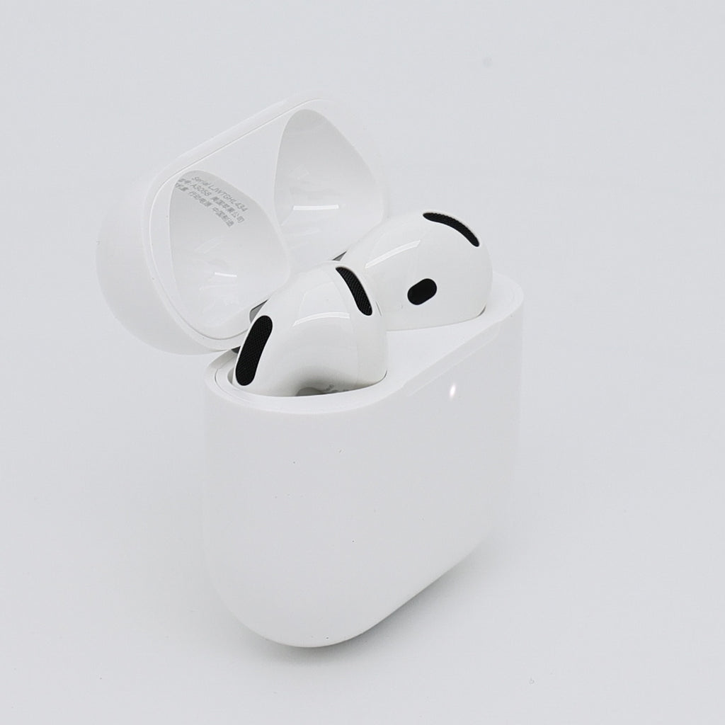 99新 Apple AirPods 4 (不支持主动降噪) 白色