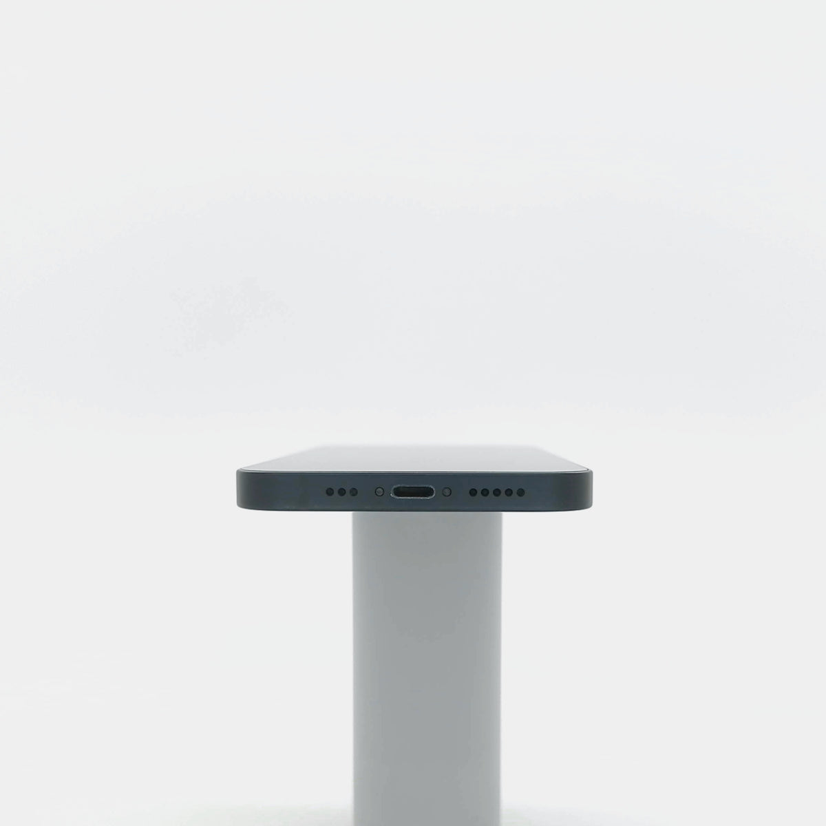 95新 Apple iPhone 13 256G 午夜色 中國大陸版