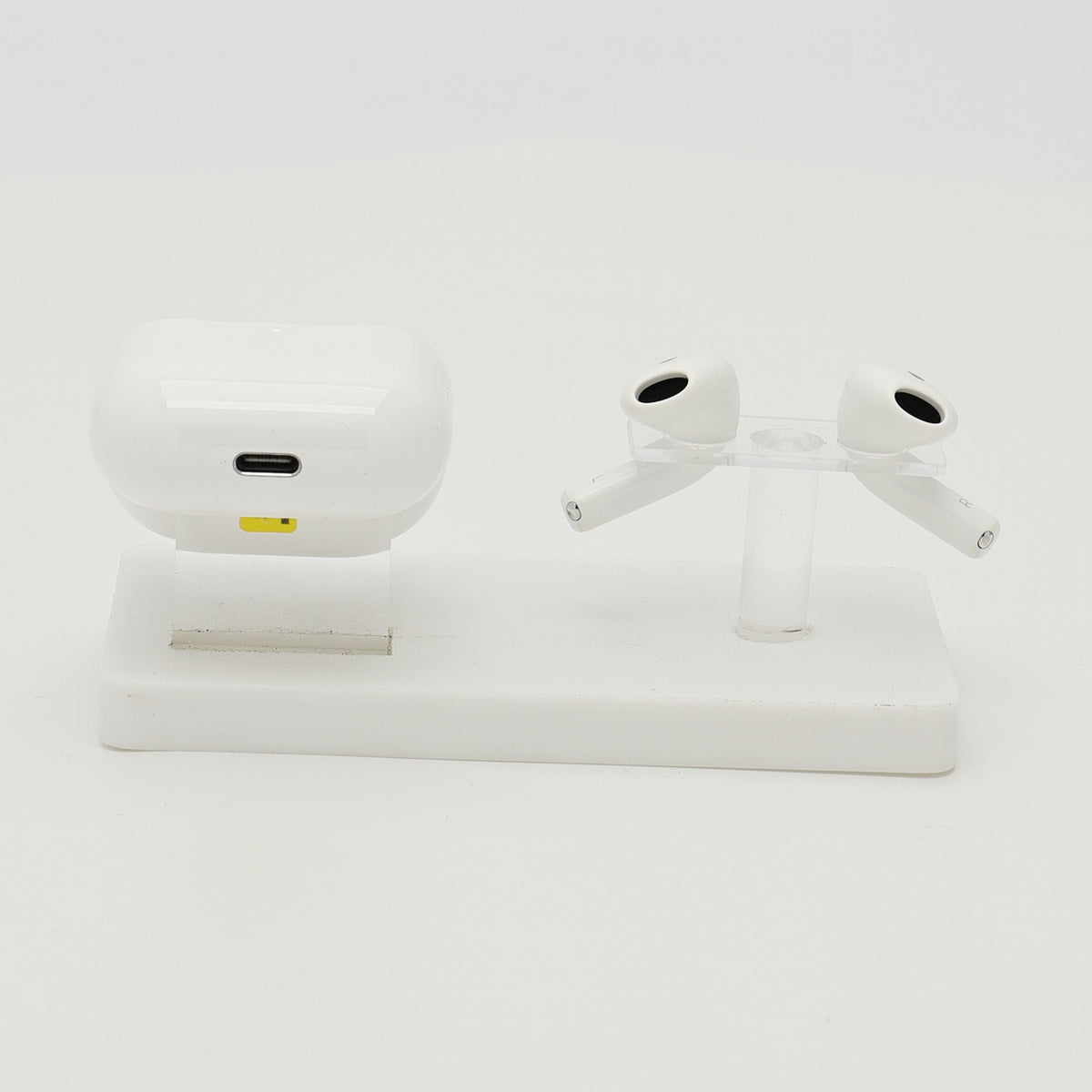 99新 Apple AirPods 4 (不支持主動降噪) 白色