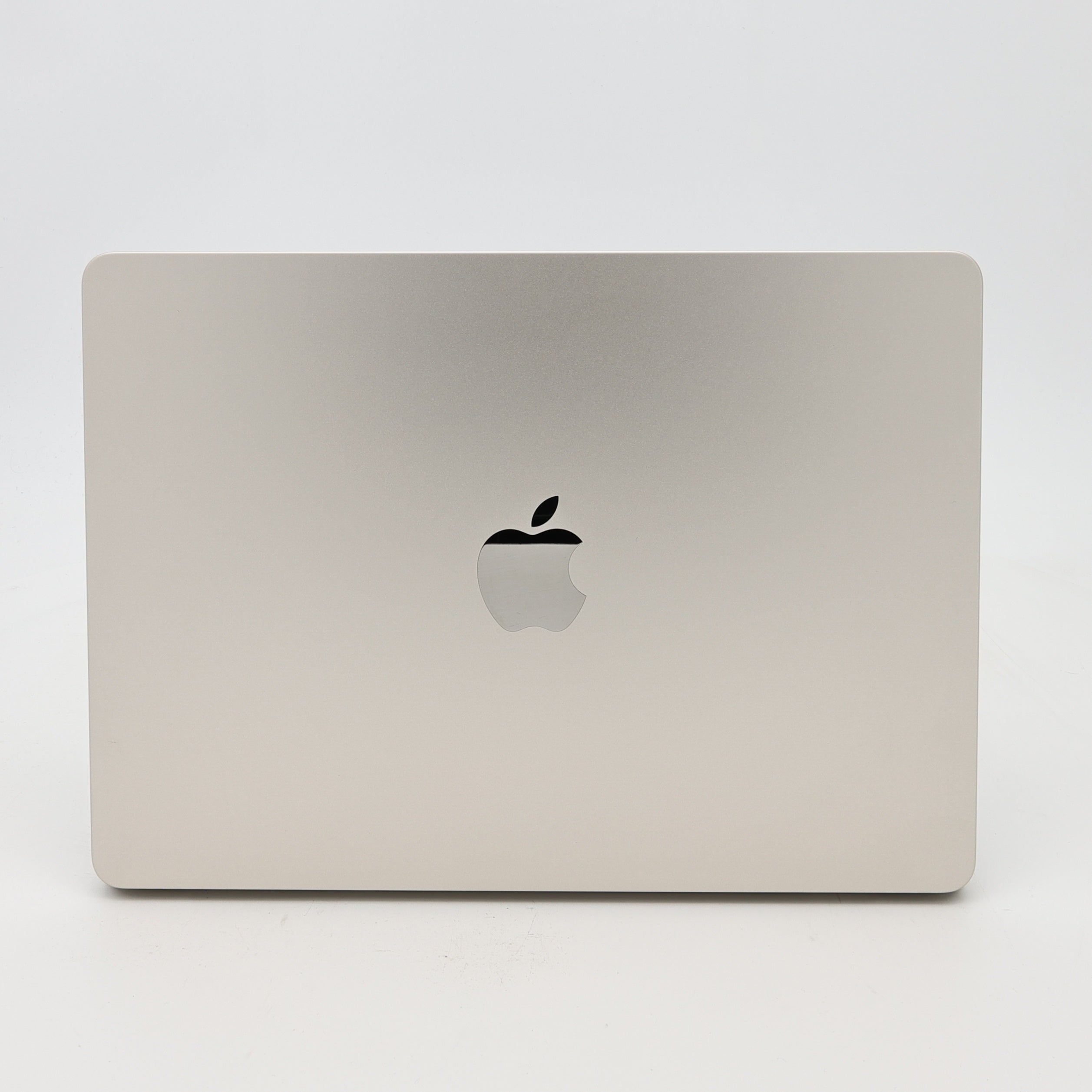 95新 Apple MacBook Air 22年 13寸 M2（8+10核） 8G RAM 512G SSD 星光色
