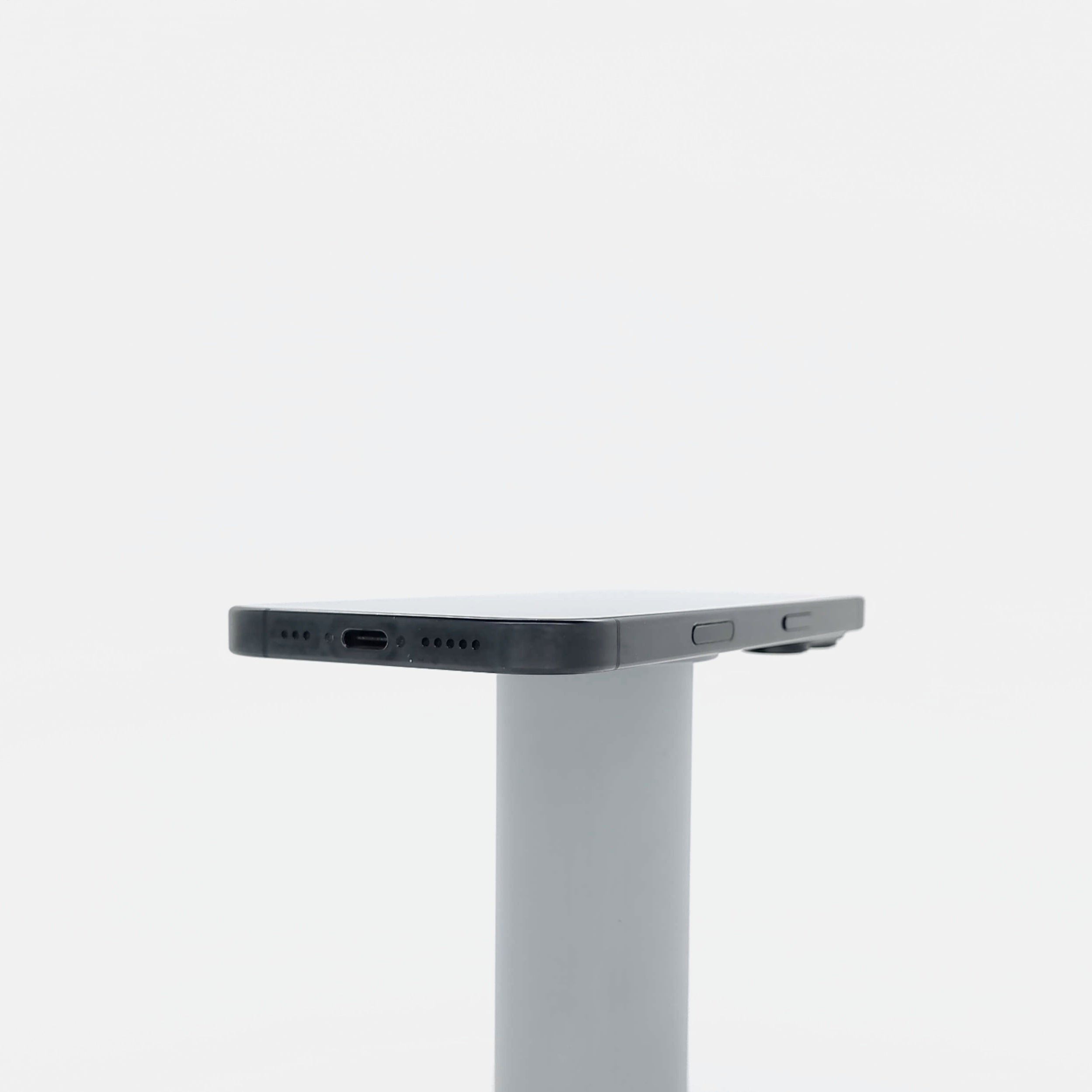95新 Apple iPhone 16 Pro 128G 黑色鈦金屬 中國大陸版