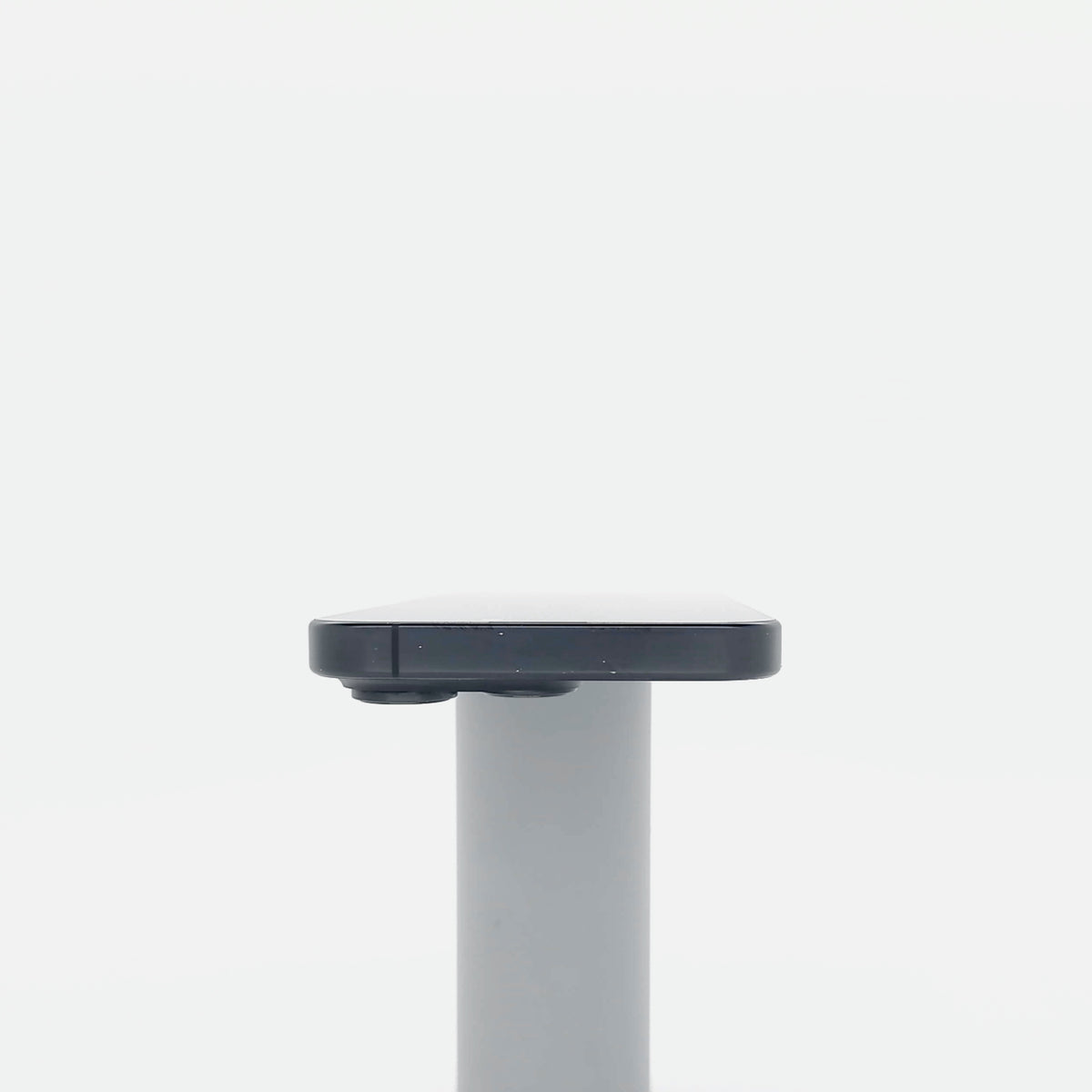 95新 Apple iPhone 16 Pro 128G 黑色鈦金屬 中國大陸版