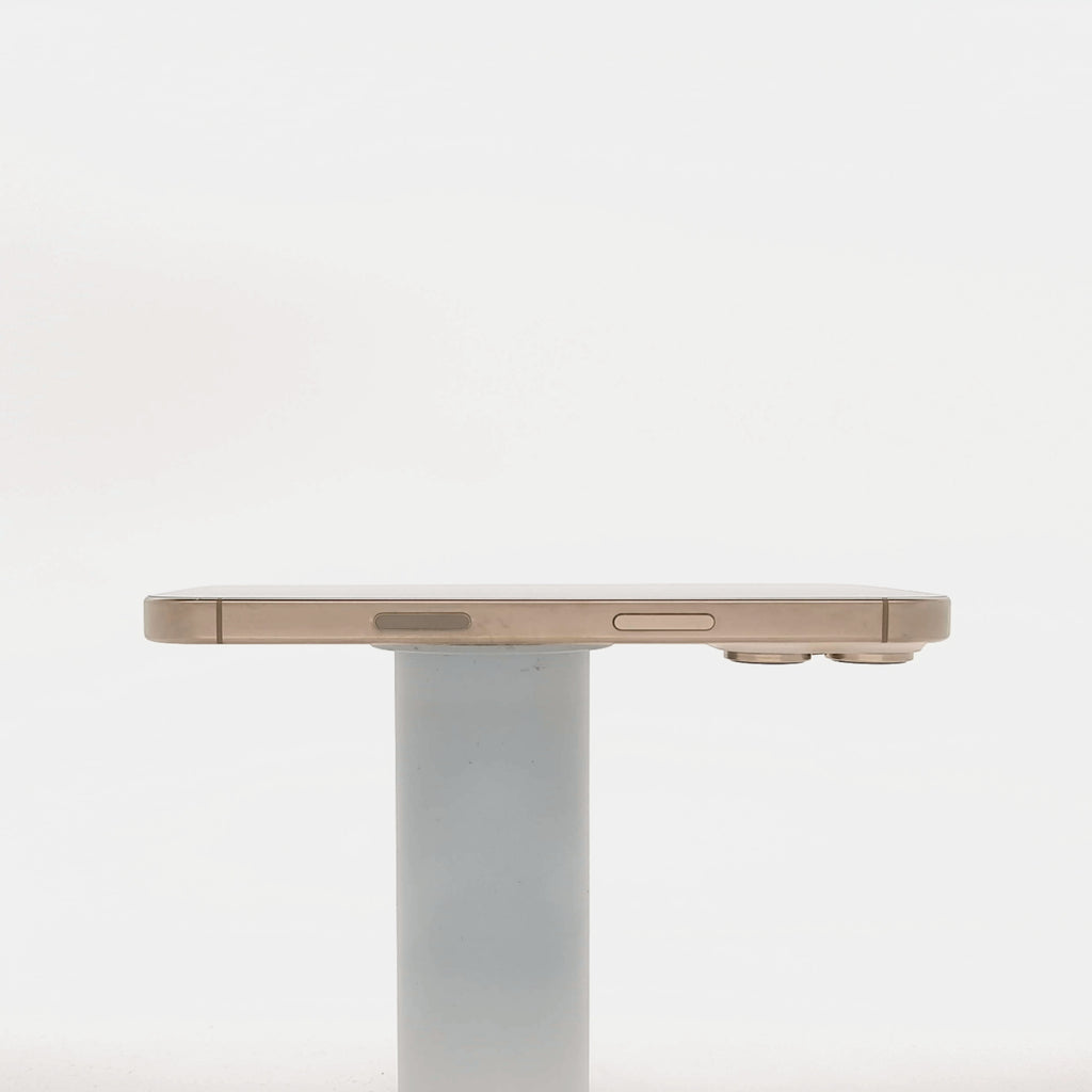 95新 Apple iPhone 16 Pro 256G 沙漠色鈦金屬 中國大陸版