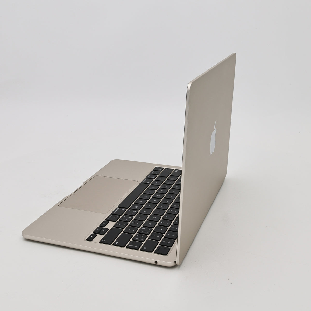 99新 Apple MacBook Air 22年 13寸 M2（8+8核） 8G RAM 256G SSD 星光色
