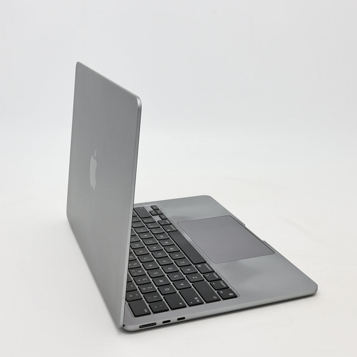 95新 Apple MacBook Air 22年 13寸 M2（8+8核） 8G RAM 256G SSD 深空灰色