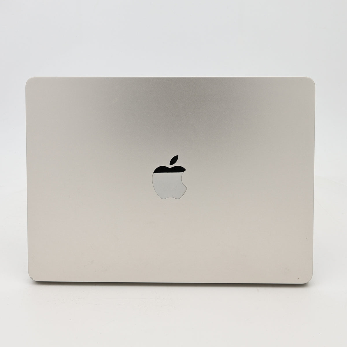 95新 Apple MacBook Air 22年 13寸 M2（8+8核） 8G RAM 256G SSD 星光色
