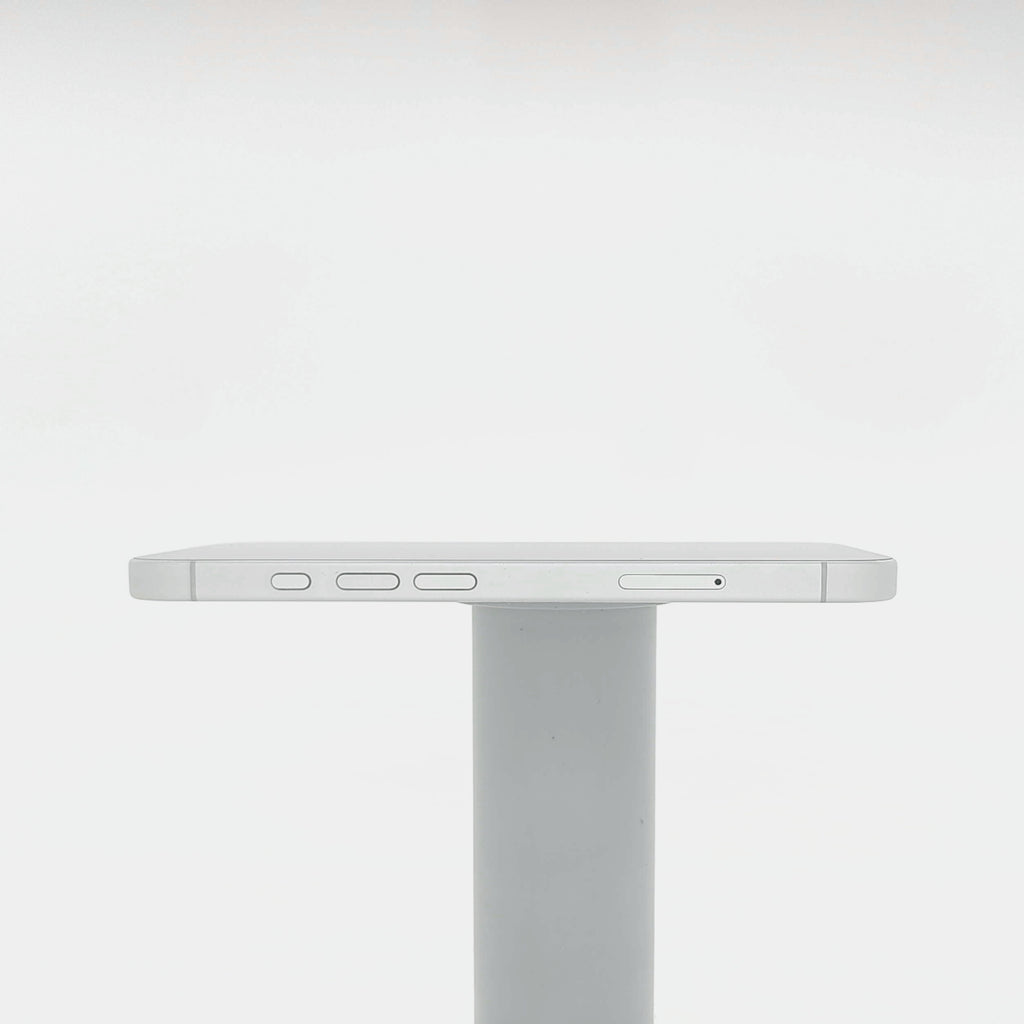 95新 Apple iPhone 16 128G 白色 中國大陸版