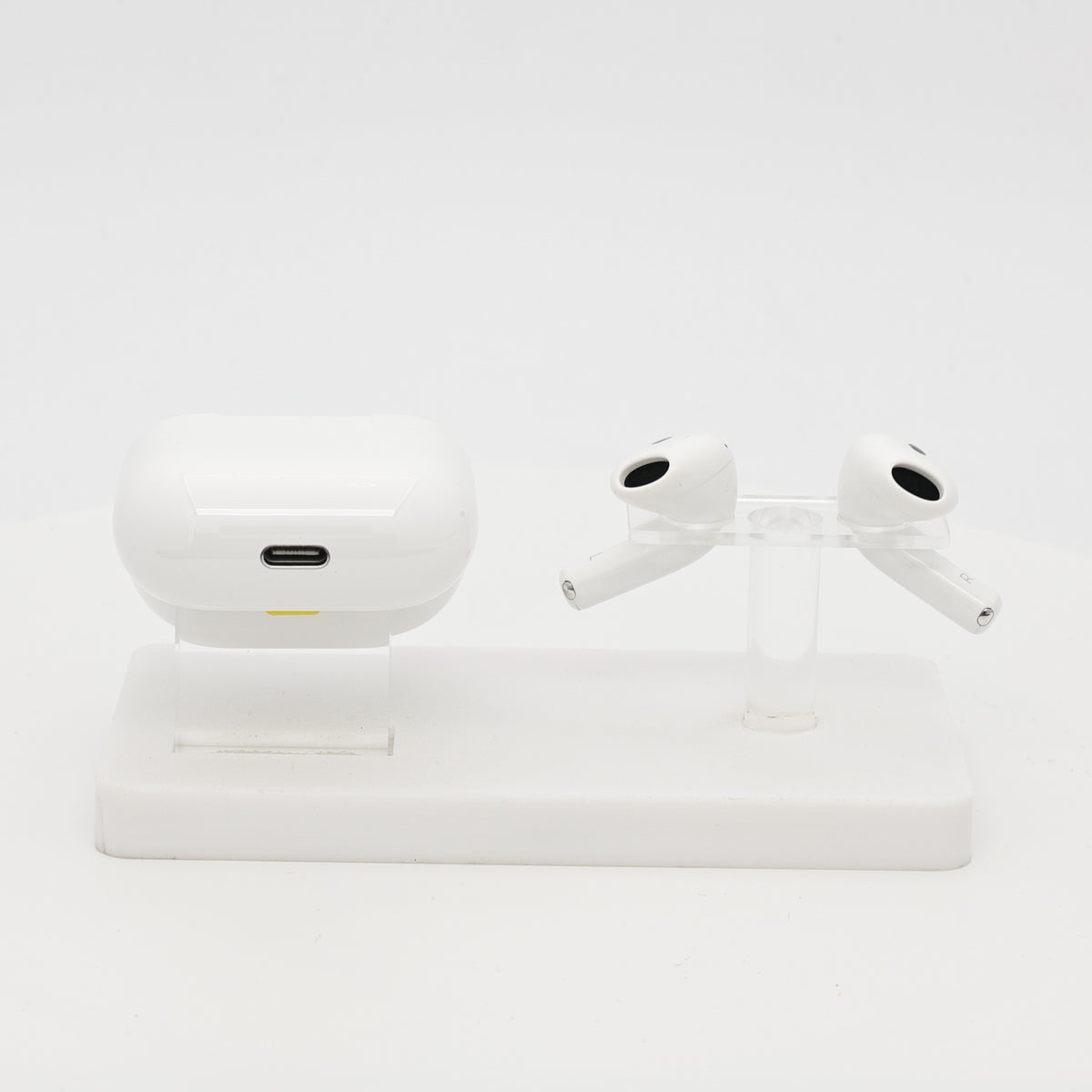 99新 Apple AirPods 4 (不支持主動降噪) 白色