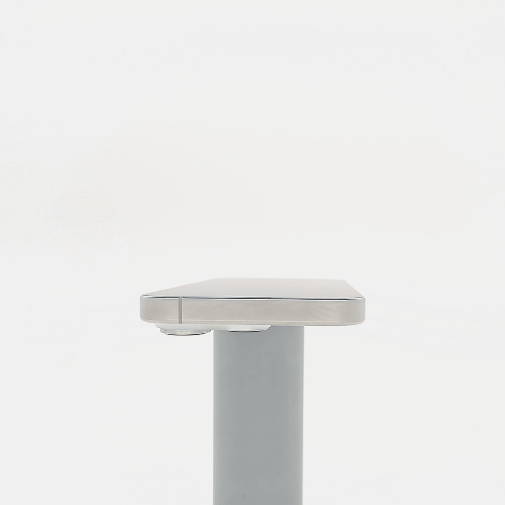 99新 Apple iPhone 16 Pro 128G 白色鈦金屬 中國大陸版