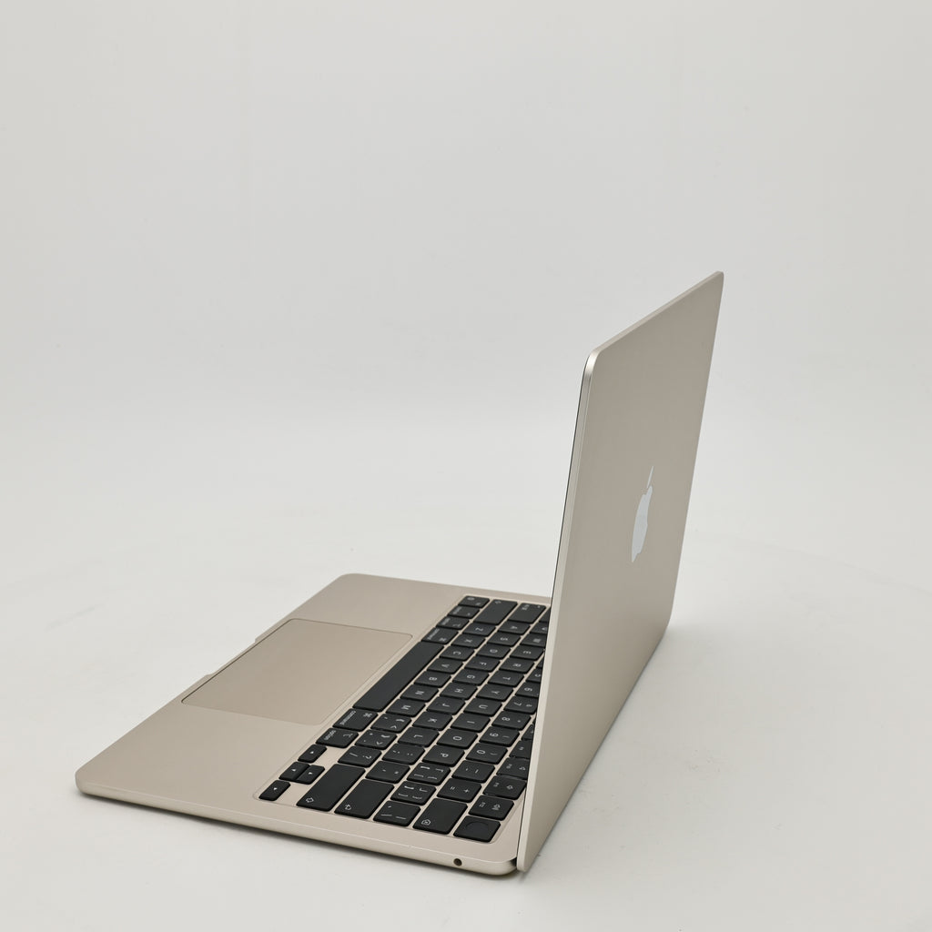 95新 Apple MacBook Air 22年 13寸 M2（8+10核） 8G RAM 512G SSD 銀色