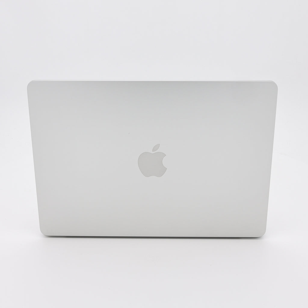 95新 Apple MacBook Air 22年 13寸 M2（8+10核） 8G RAM 512G SSD 銀色