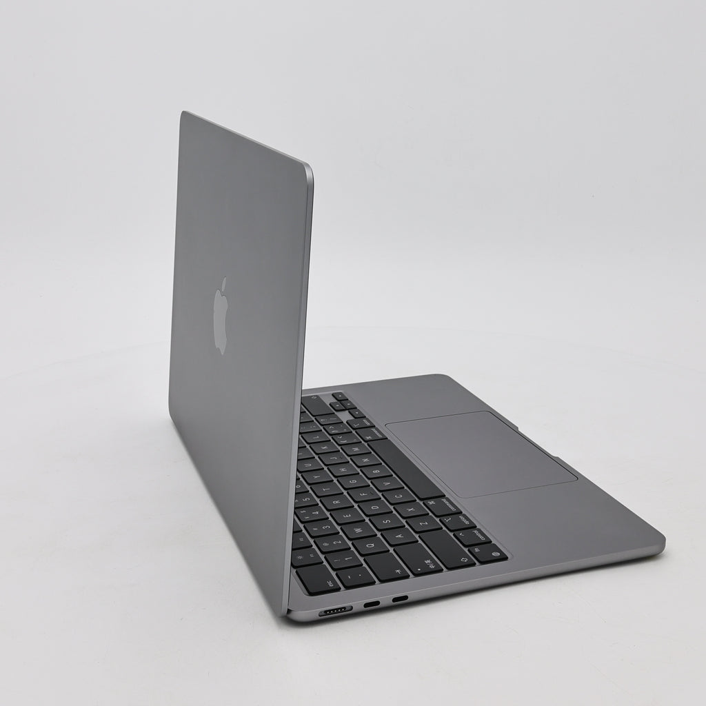 99新 Apple MacBook Air 22年 13寸 M2（8+8核） 8G RAM 256G SSD 深空灰色