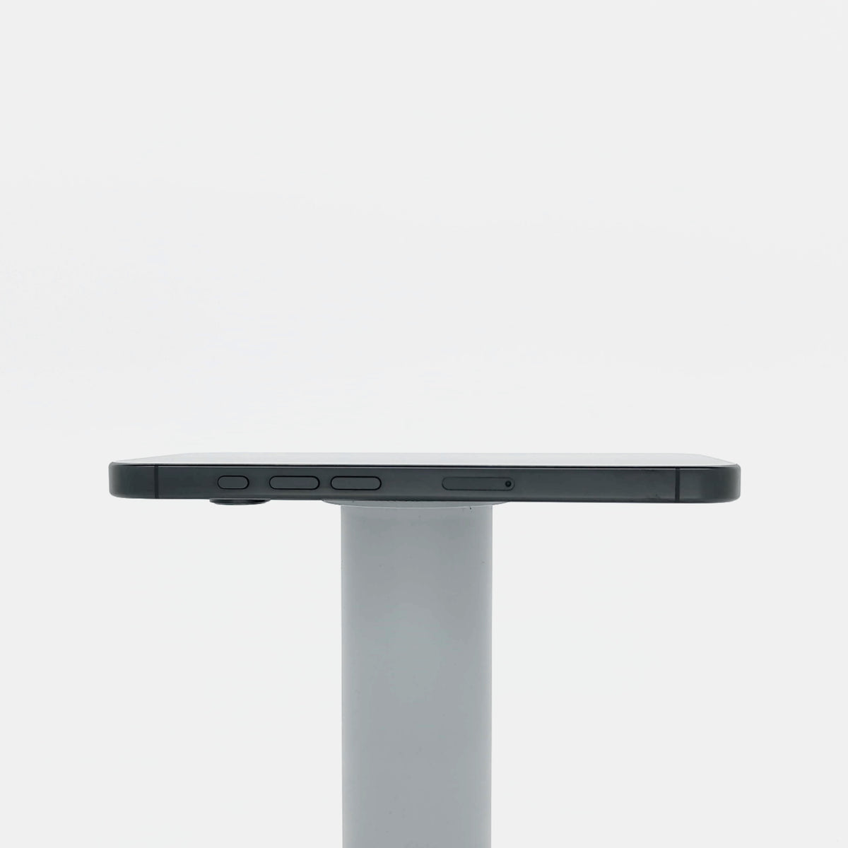 95新 Apple iPhone 16 Pro 128G 黑色鈦金屬 中國大陸版