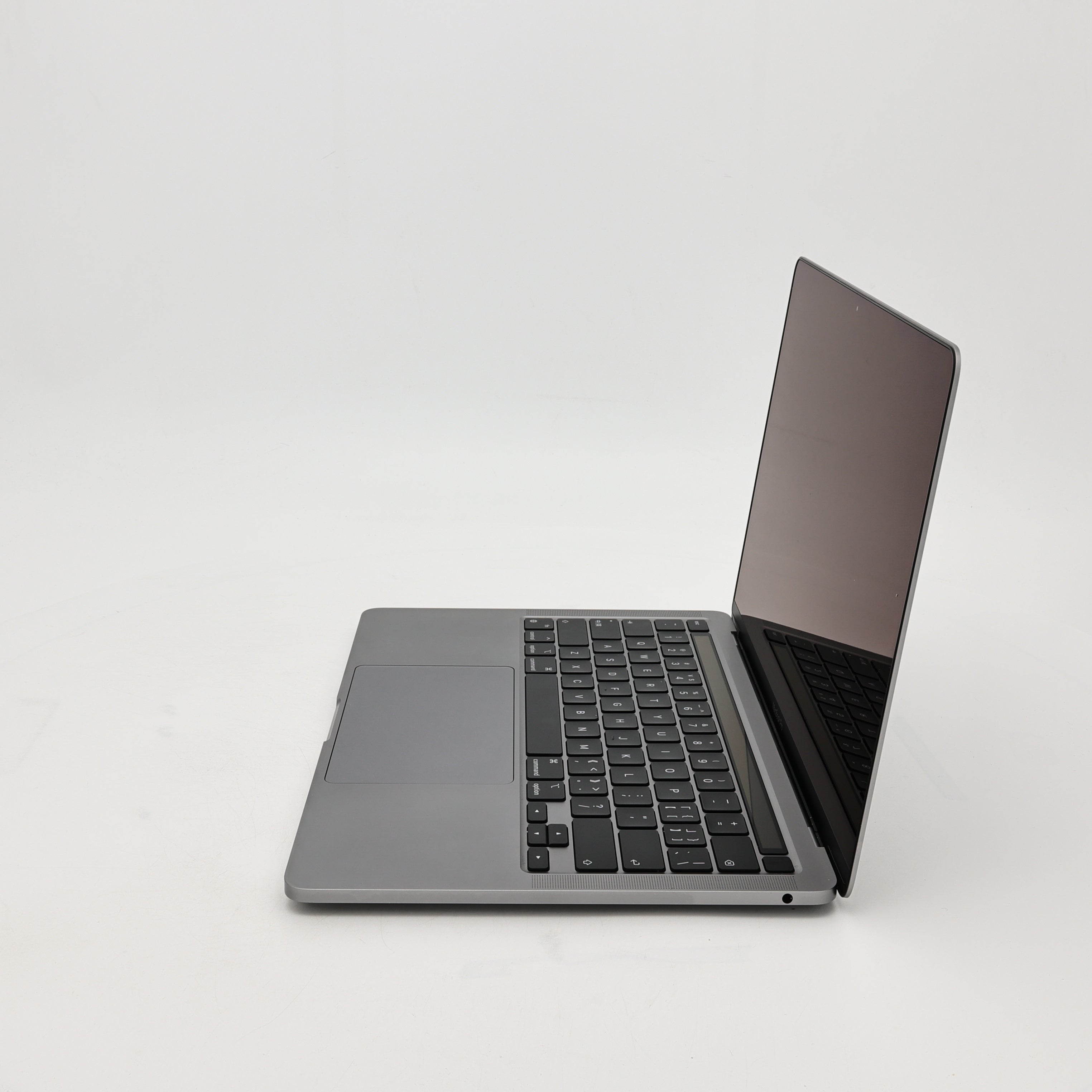 95新 Apple MacBook Pro 22年 13寸 M2（8+10核） 8G RAM 512G SSD 深空灰色