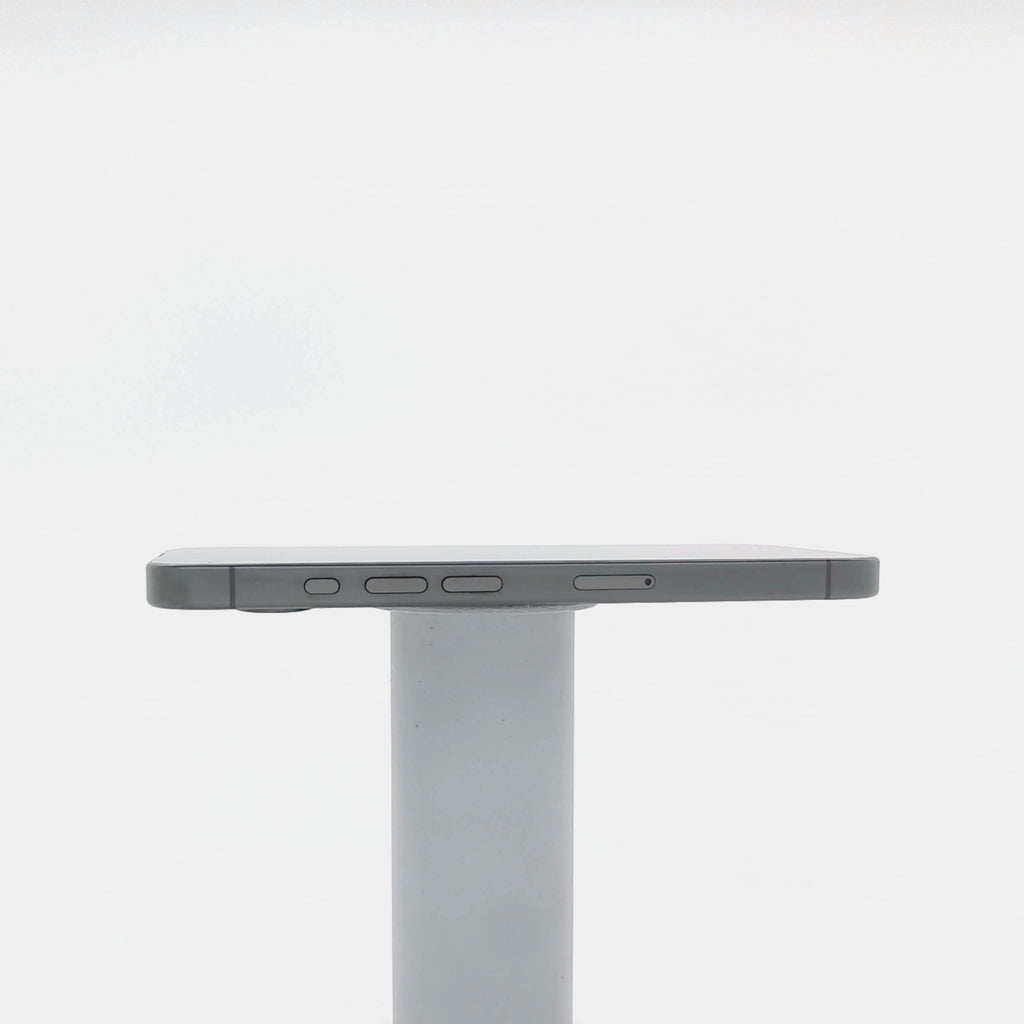 95新 Apple iPhone 15 Pro 128G 黑色鈦金屬 中國大陸版