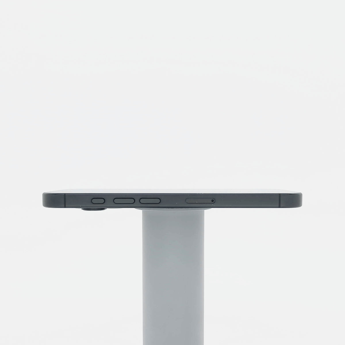 95新 Apple iPhone 16 Pro 128G 黑色鈦金屬 中國大陸版