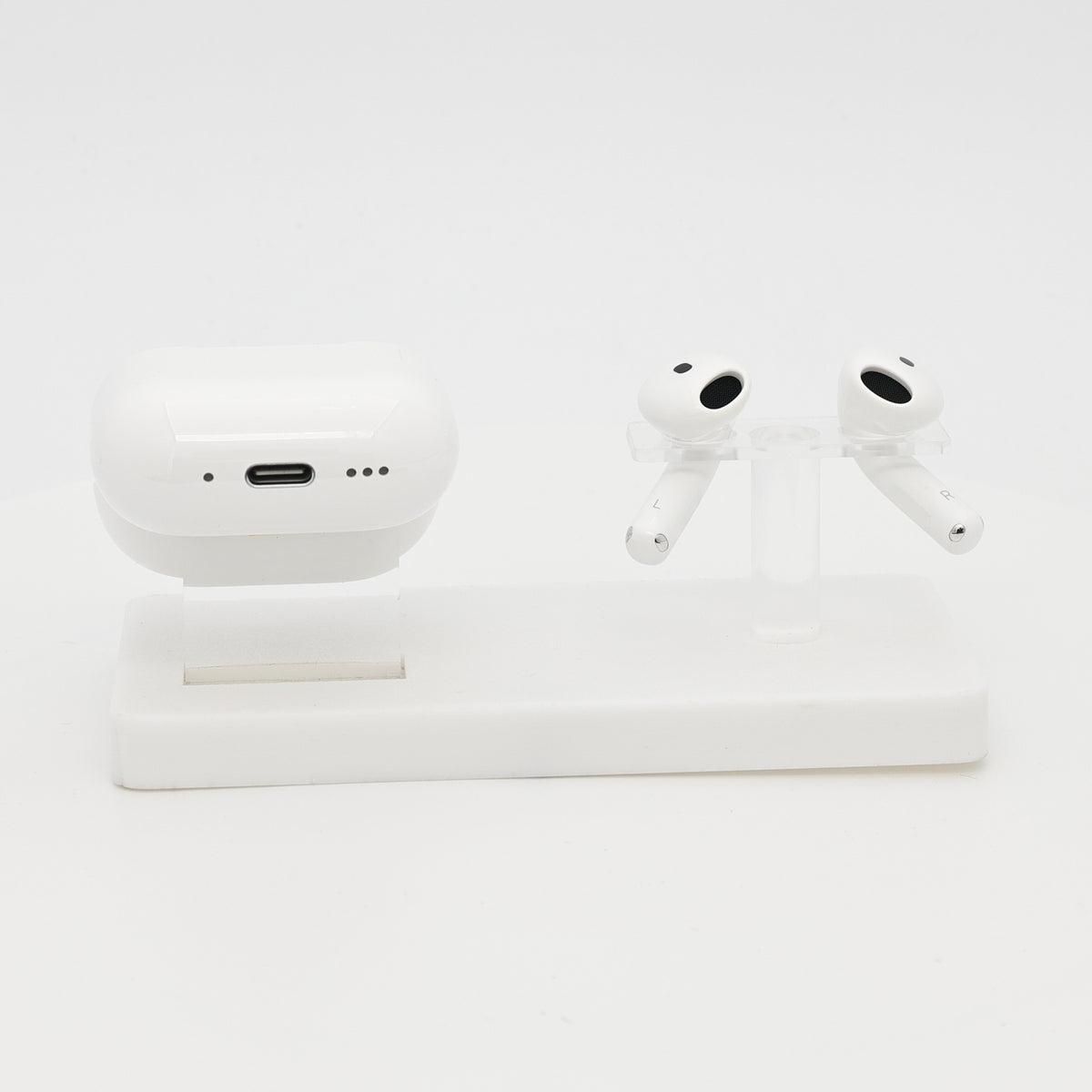 99新 Apple AirPods 5 白色