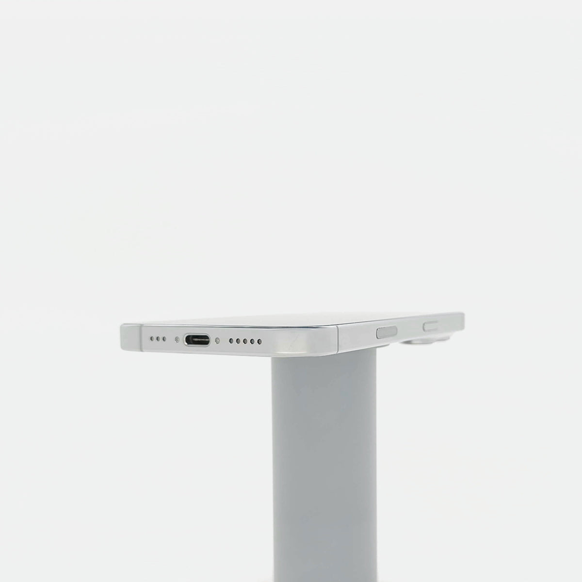 95新 Apple iPhone 16 Pro 128G 白色鈦金屬 中國大陸版