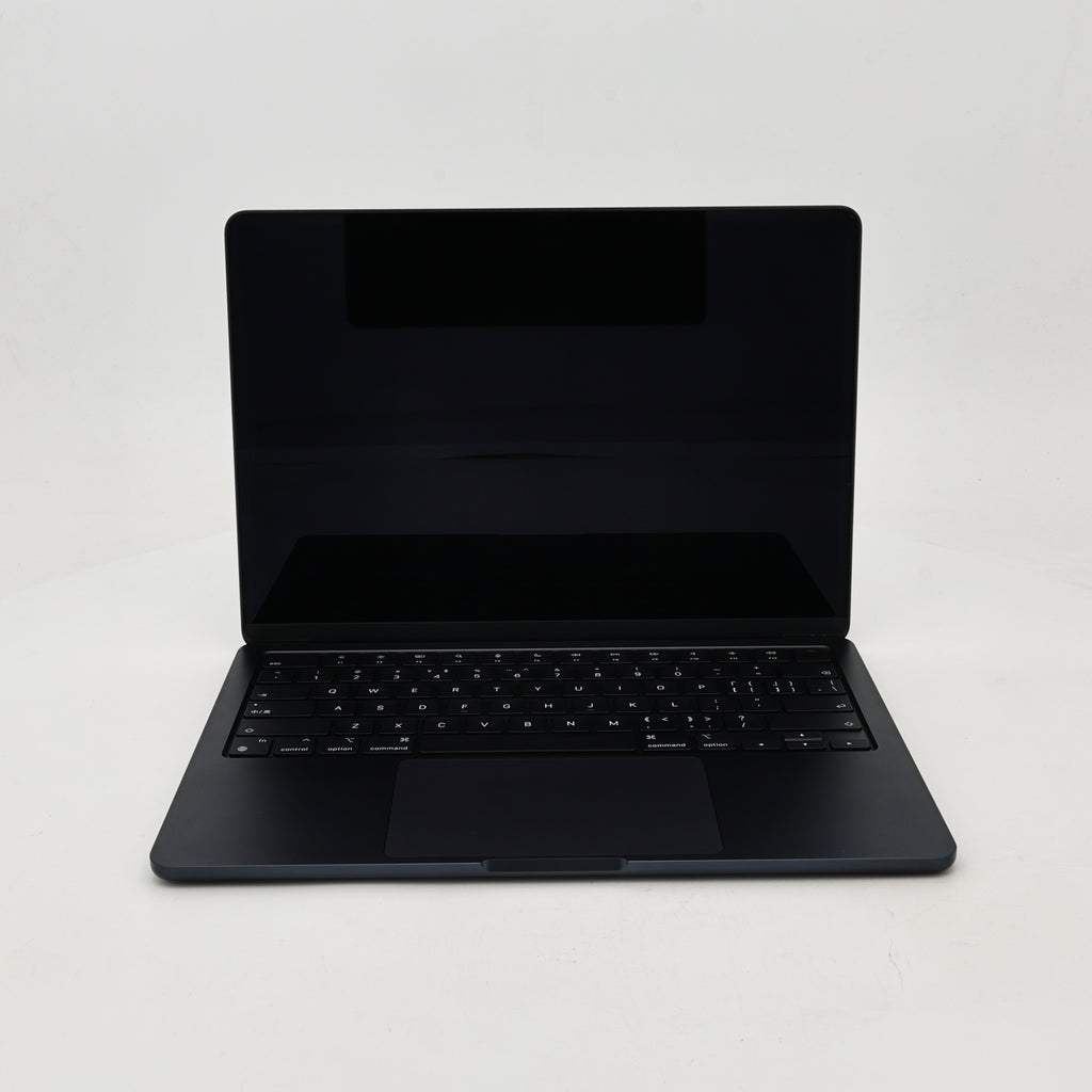 95新 Apple MacBook Air 22年 13寸 M2（8+8核） 8G RAM 256G SSD 午夜色